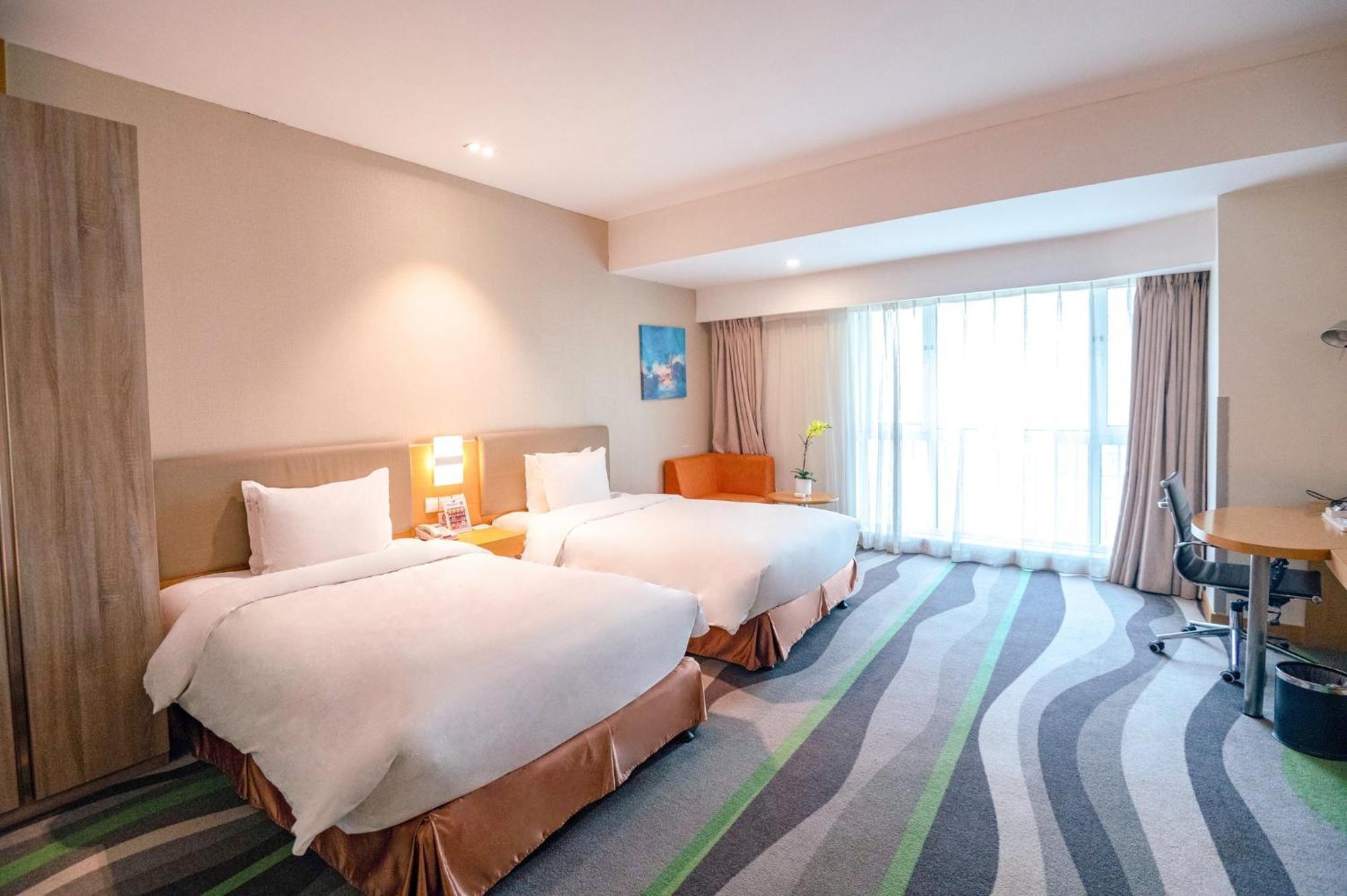Holiday Inn Express Tangshan Downtown By Ihg Exterior foto